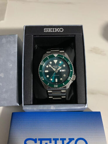 Seiko 5 Sports SRPD61K1 Box