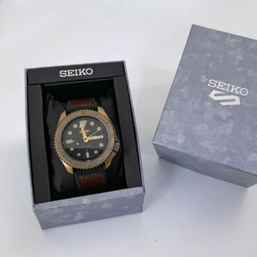 Seiko 5 Sports SRPE80K1