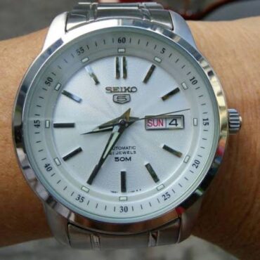 Seiko 5 Automatic SNKM83K1